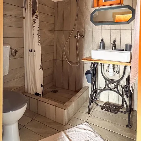 Mediterran Rezidencia Jobb Also * זמראדי