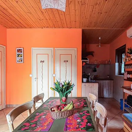 Mediterran Rezidencia Jobb Also Apartament