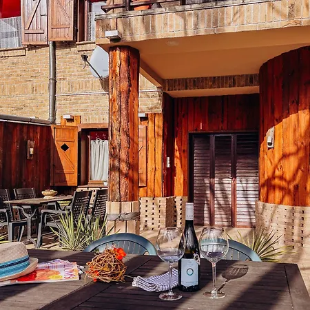 Mediterran Rezidencia Jobb Also * Zamárdi