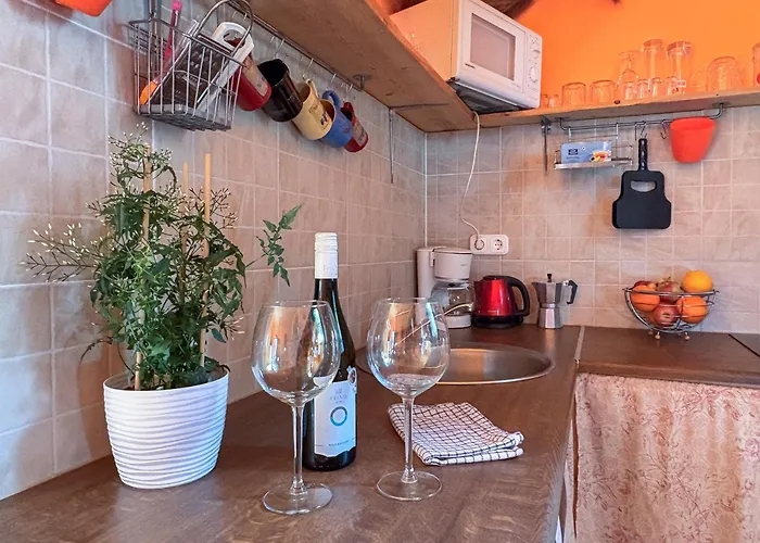 Mediterran Rezidencia Jobb Also