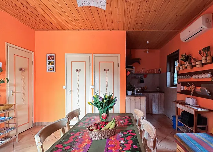 Mediterran Rezidencia Jobb Also דירה