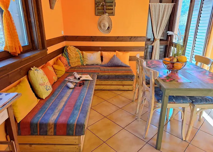 Mediterran Rezidencia Jobb Also Zamárdi